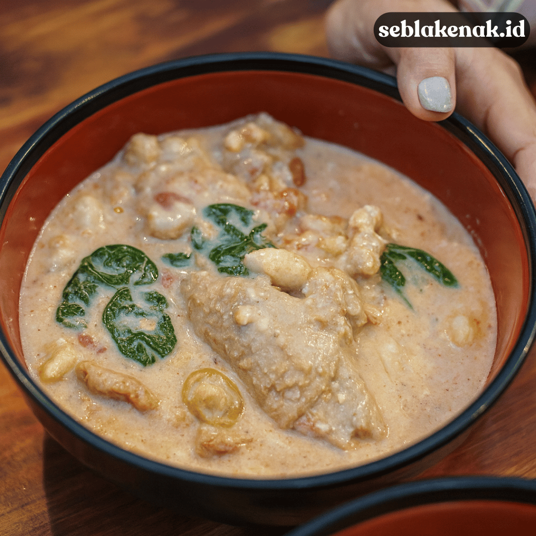Seblak Kuah Susu, Perpaduan Pedas dan Creamy yang Bikin Nagih