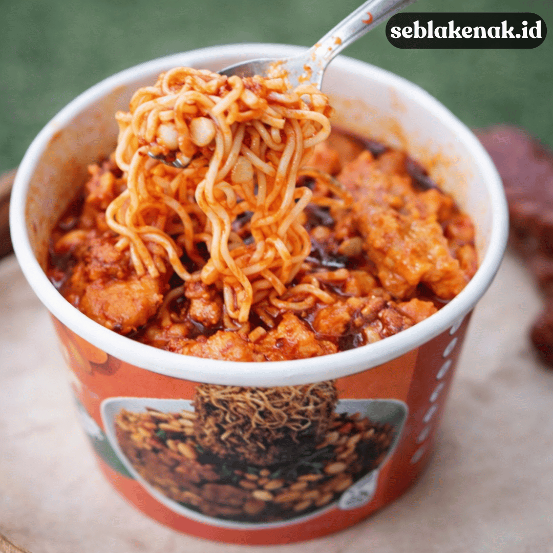 Seblak Basah Mie Geprek Pedas Gurih, Bikin Ketagihan